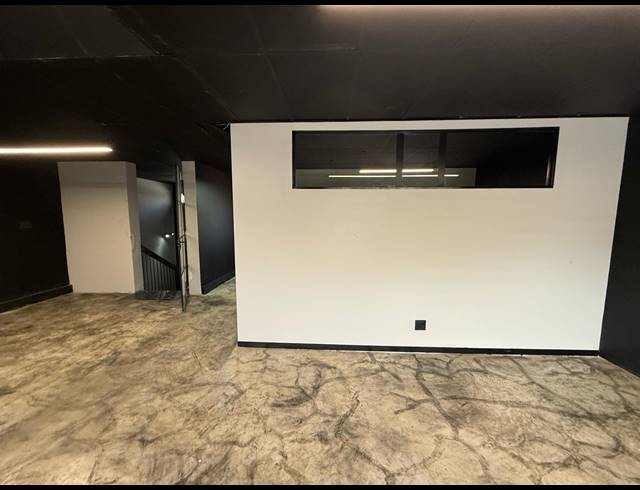479M² WAREHOUSE TO LET IN ISANDO